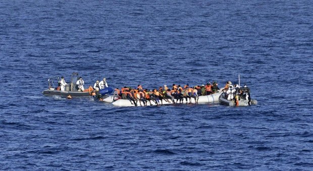 Traffico migranti, vertice in Libia: sì al piano italiano