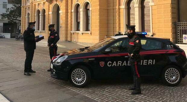 Carabinieri a Mogliano