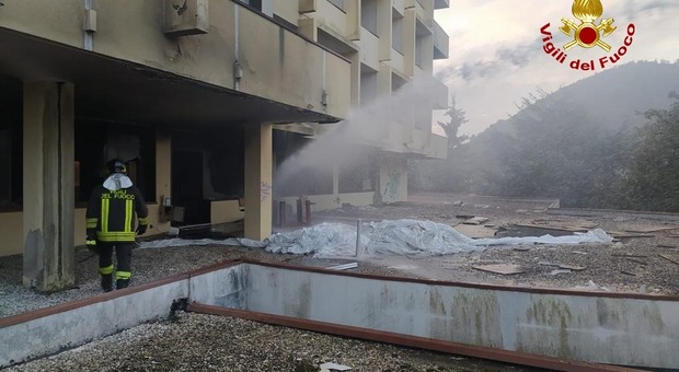 Incendio all'hotel Michelangelo: pronto l'intervento dei Vigili del fuoco