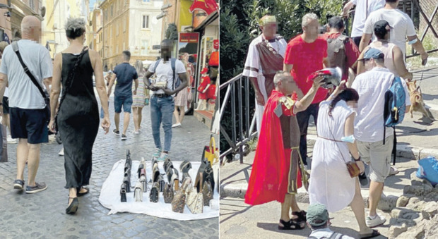 Roma, i turisti tornano in Centro: assedio degli ambulanti