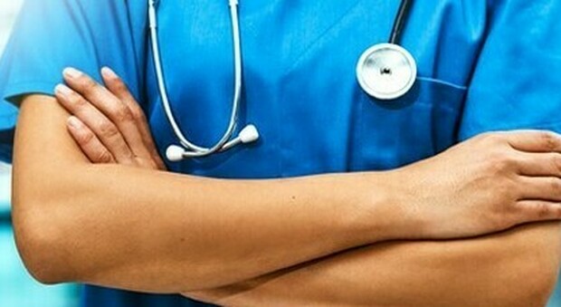 La speciale cura del ginecologo: sesso contro papilloma e tumori, medico sotto inchiesta