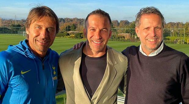Del Piero, Conte e Paratici insieme al centro sportivo del Tottenham: la foto diventa virale e infiamma i tifosi della Juventus