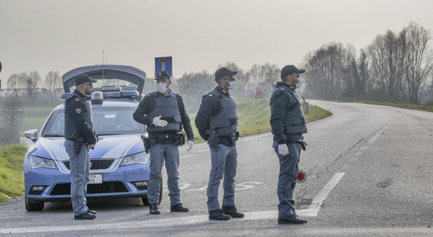 I controlli della Polizia di Stato lungo le strade del Polesine