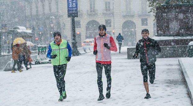 Neve a Milano, imbiancata anche Torino: atteso un weekend di maltempo