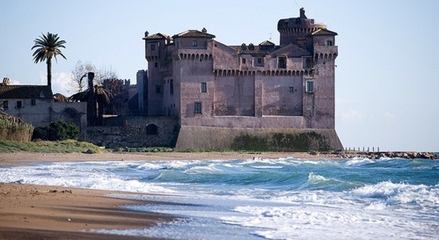 Minturno Spiagge Libere E Attrezzate Il Bando Del Comune
