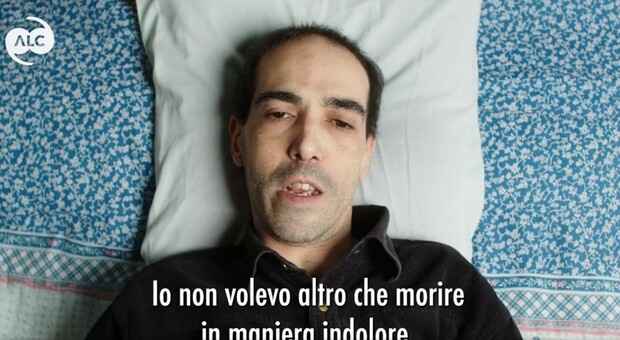 Suicidio assistito, Massimiliano (malato di sclerosi multipla) va a morire in Svizzera: «Realizzato il mio sogno, peccato fuori dall'Italia»