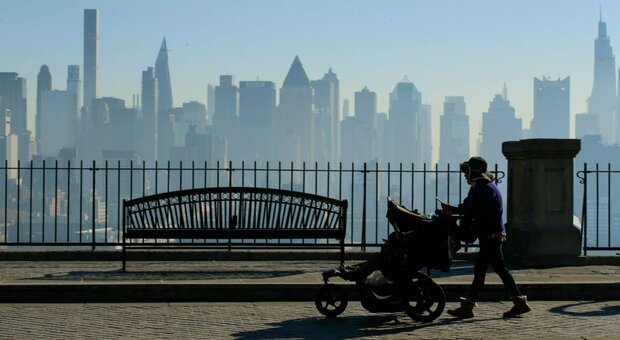 New York città fantasma: «Peggio di un urugano, il vero turismo non tornerà prima del 2025»