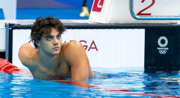 Nuoto, ai mondiali di Budapest Thomas Ceccon vola nei 50 farfalla: record italiano