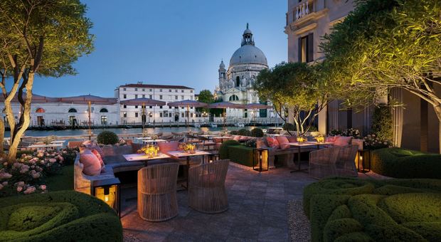 Venezia. Rinasce l'hotel St. Regis, l'albergo che ospitò Monet: 169 stanze, 40 suite, due bar e un nuovo giardino all'italiana
