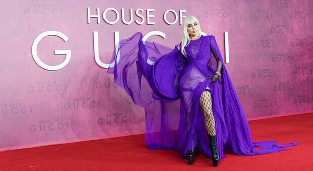 Lady Gaga, la provocazione sexy all'anteprima di House of Gucci a Londra