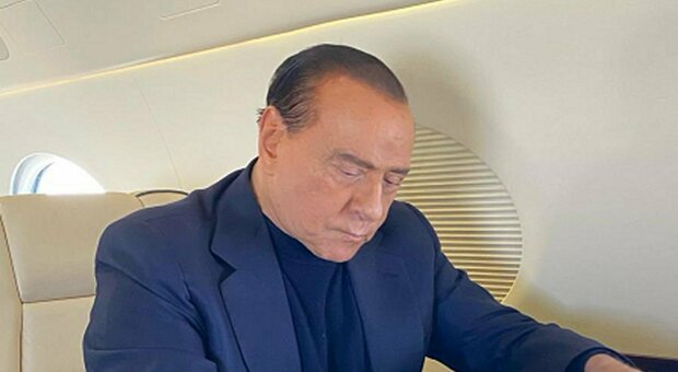 Berlusconi: «Draghi presidente della Repubblica? Ottimo ma come premier porta più vantaggi all'Italia»