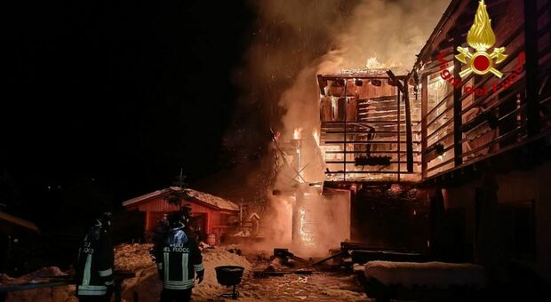 L'incendio all'Eibn Mountain Lodge di Sauris