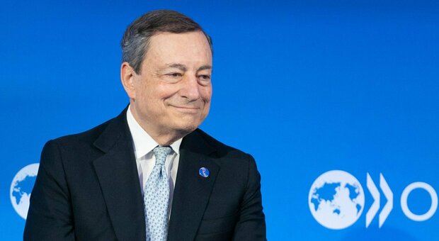Draghi: «Sarei rimasto, non me l'hanno consentito. Siamo cresciuti più di Francia e Germania»