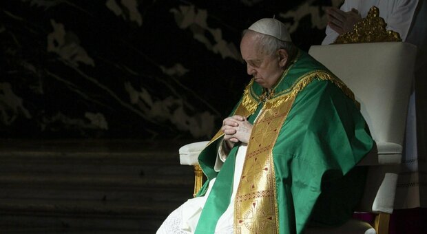 Papa Francesco: «Non ho il cancro, è solo un pettegolezzo di corte. Dimissioni? Per ora non ci penso»