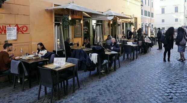 Covid, Coldiretti: con Green pass incassi in rialzo al ristorante da 20 miliardi
