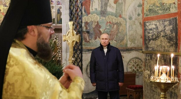Ucraina, la tregua del Natale ortodosso vacilla Ma Kiev non affonda per evitare altre accuse