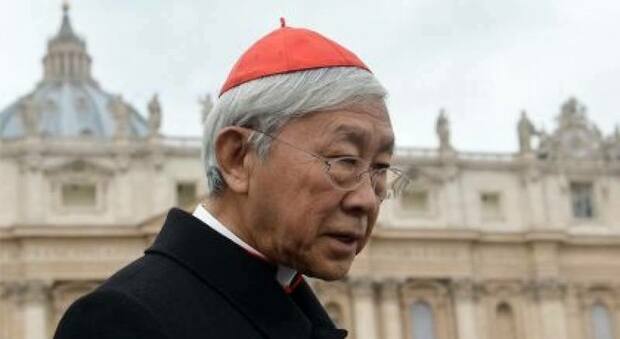 Il cardinale che difende la democrazia a Hong Kong sotto schiaffo dalla stampa locale, il Vaticano tace