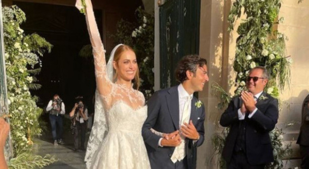 Miriam Leone, matrimonio oggi a Scicli: il primo scatto e la dedica al fidanzato su Instagram