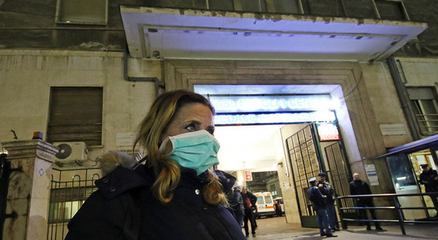 Coronavirus, rientra il caso sospetto a Napoli: negativo il cinese passato da Roma