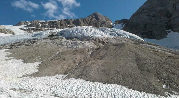 Allarme ghiacciai, ne sono scomparsi oltre 200. «A luglio lo zero termico raggiunto oltre i 5mila metri»