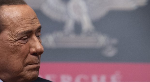 Berlusconi, il suo maggiordomo al processo escort: «Non ha mai pagato per fare sesso»