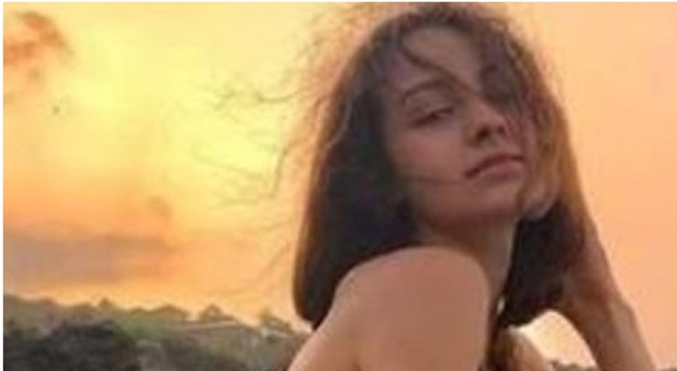 Stella Muti, morta a 19 anni in un incidente in moto: al volante un ragazzo ubriaco e drogato