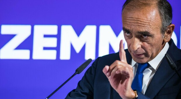 Francia, Eric Zemmour condannato per razzismo: dovrà pagare 10.000 euro di multa. E' candidato alle presidenziali
