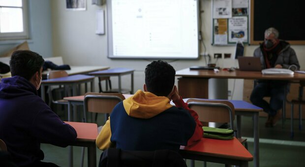 Milano, bambino assente a scuola scrive sulla giustificazione «Paura del Covid»