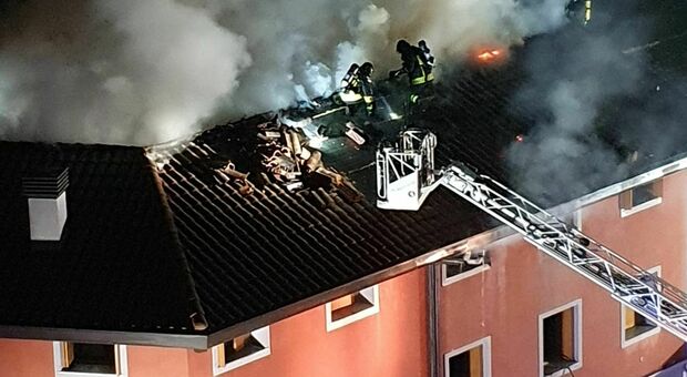 Incendio nella comunità di Pasian di Prato, la Procura indaga per omicidio colposo