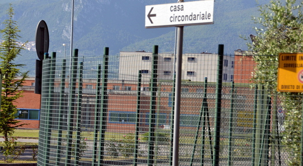 Killer della 'ndrangheta in fuga: fino al 12 gennaio era in carcere a Terni