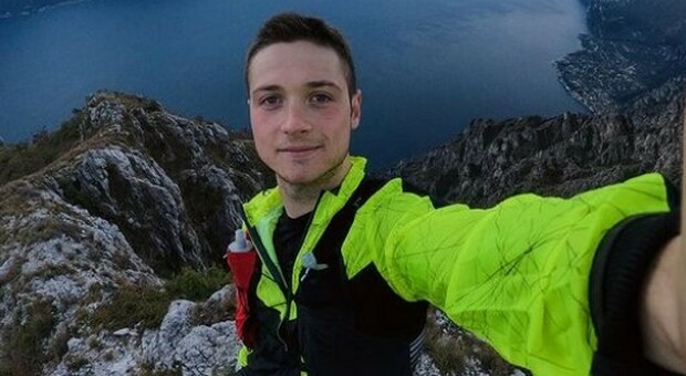 Fabio Pedretti, malore mentre corre: morto a 24 anni nel giorno del suo compleanno a Brescia