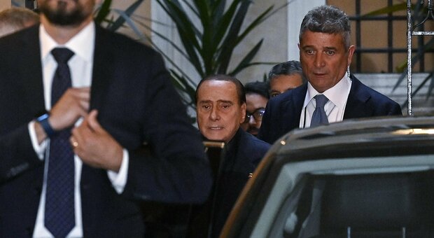 Meloni-Berlusconi, cosa sappiamo sull'incontro: il gesto di Silvio e il disgelo che cementa il centrodestra