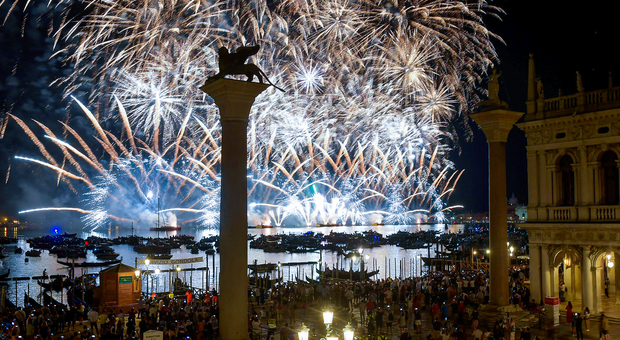 La Festa del Redentore da piazza San Marco (foto d'archivio)