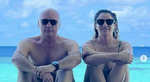 Luisa Ranieri e Luca Zingaretti, vacanza d'amore alle Maldive: le foto social