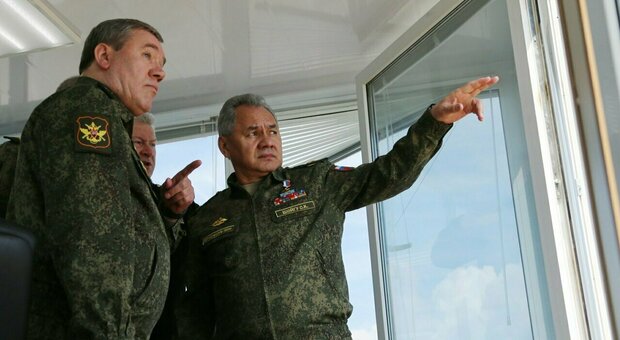 Putin perché ha scelto Gerasimov, l'uomo che non ride mai? Il ritorno alla strategia del "deep state"