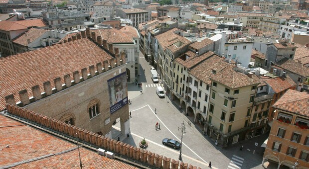Una veduta dall'alto di Treviso dove i prezzi della case sono schizzati alle stelle