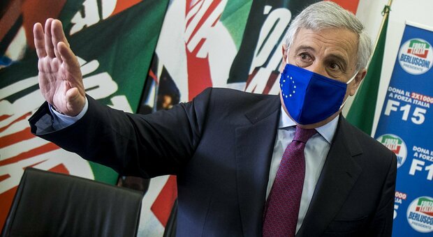 Riaperture, Tajani: «Otto miliardi di aiuti a chi è rimasto chiuso nelle città turistiche»