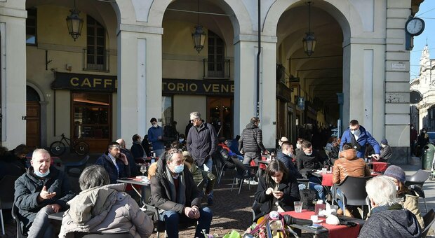 Istat, il report annuale: Italia paese sempre più vecchio, crescono gli stranieri ma diminuiscono i residenti