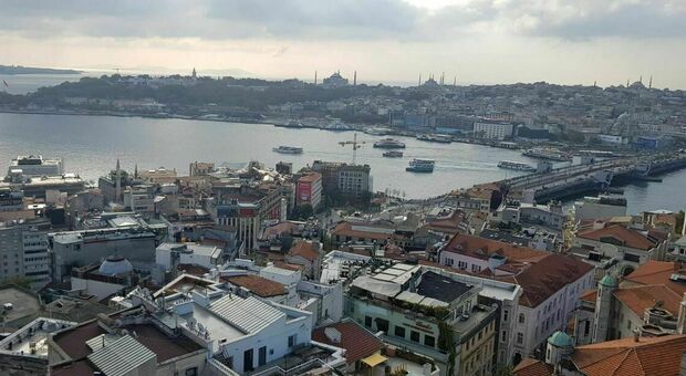Istanbul, il "nuovo" quartiere di Beyoğlu: alla scoperta di luoghi insoliti e nascosti tra arte, moda e cinema