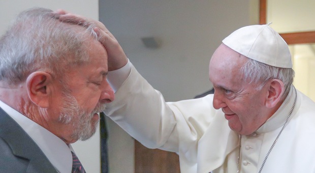 Lula in udienza da Papa Francesco, in Vaticano si prepara il dopo Bolsonaro