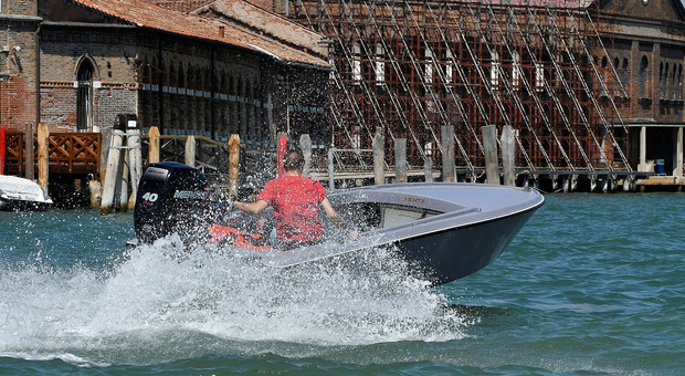 Caos di barche nel week end a Venezia