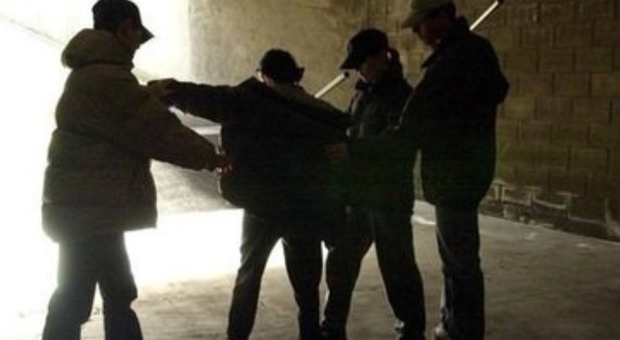 Gragnano, 14enne vittima di bullismo per tre anni: arrestati 5 ragazzi. 2 sono già indagati per il suicidio di un 13enne