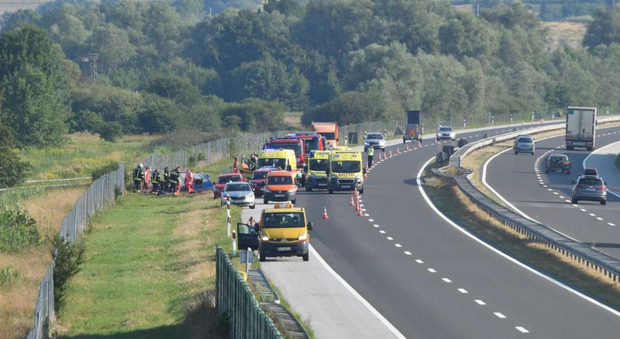 Croazia, si ribalta pullman polacco: 11 morti e 25 feriti gravi. È uno degli incidenti più gravi della storia recente