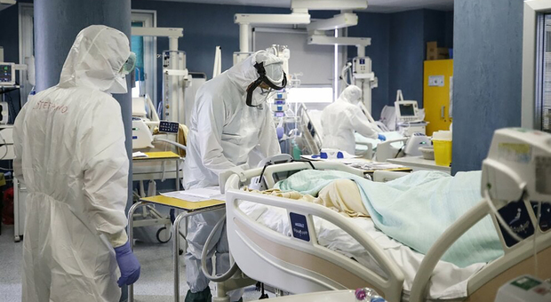Covid casi in aumento, gli ospedali trevigiani sono blindati