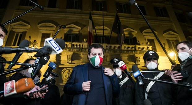 Salvini sente Berlusconi: «Da centrodestra proposte di altissimo profilo senza veti»
