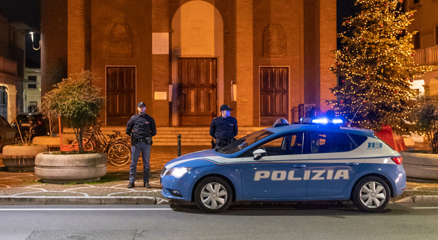 Mestre, maxi blitz in via Piave: trovati sette etti di stupefacente, tre arresti e due stranieri portati al centro rimpatri