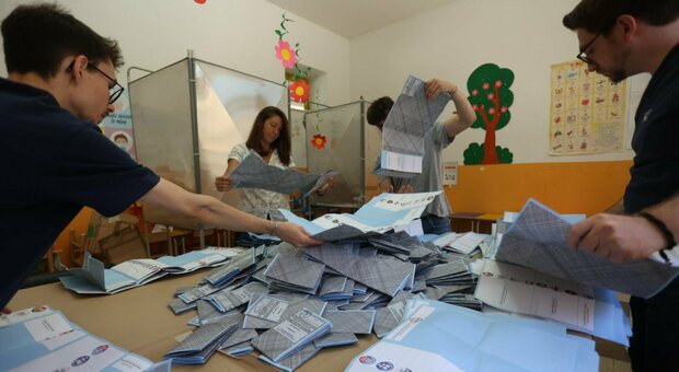 Ballottaggi, affluenza in calo: alle 19 ha votato soltanto il 29,44%, giù anche a Verona