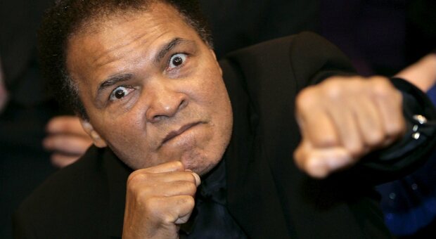 Muhammad Ali, campione del mondo dei pesi massimi, il più grande
