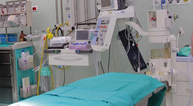 Asportano il rene sano: due chirurghi e una radiologa condannati a sei mesi