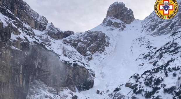 Valanga sul Monte Cristallo: una persona estratta viva sotto la neve